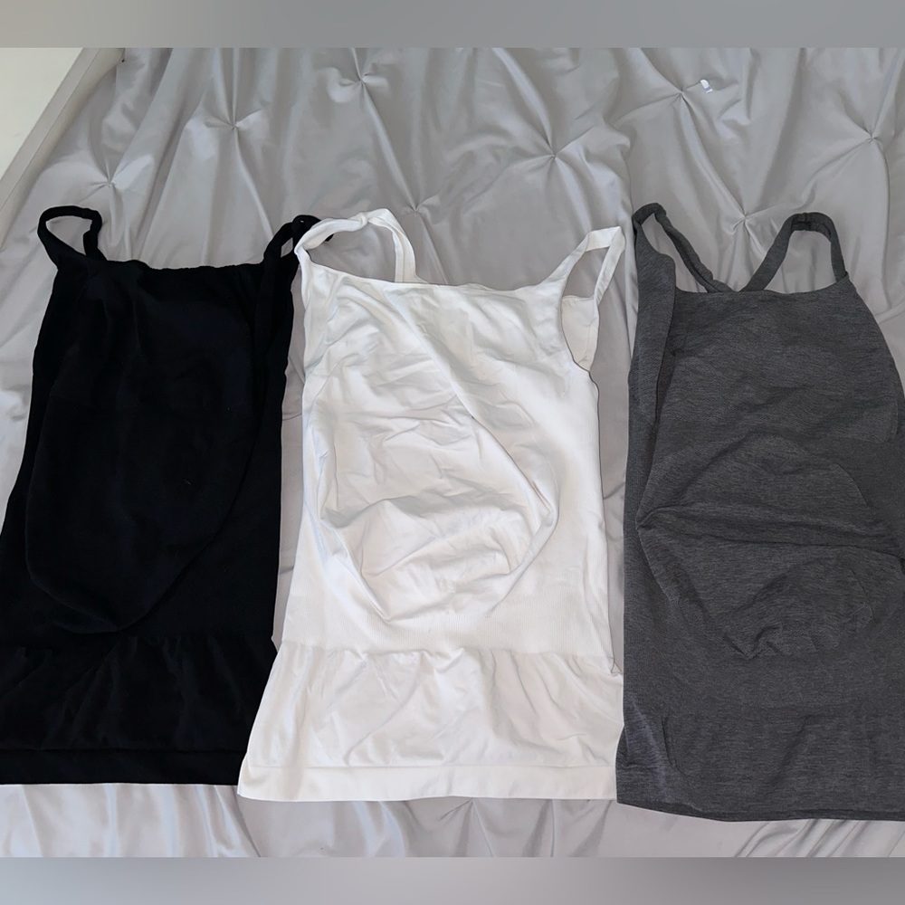 Blanqi Maternity support cross bank tank lot - size large